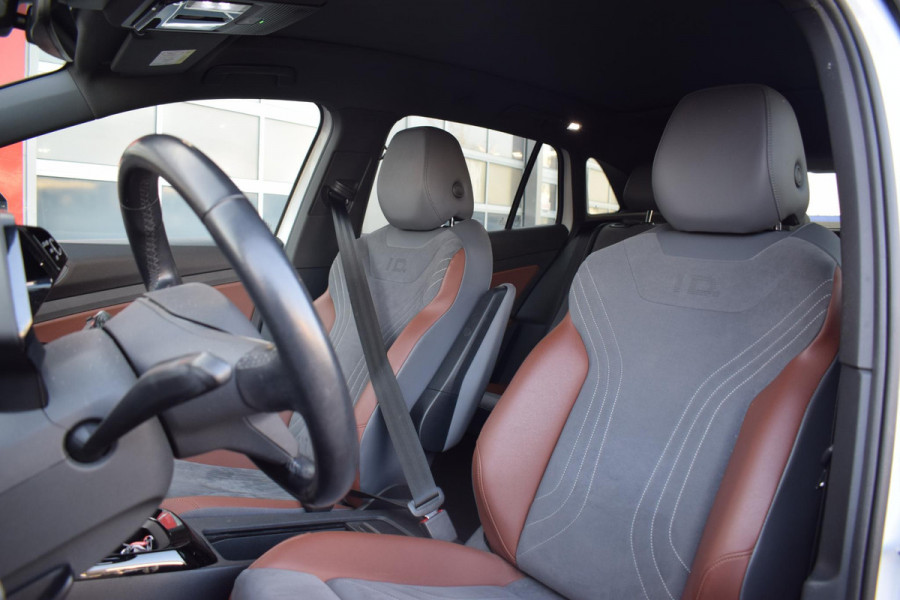 Volkswagen ID.4 Max 77 kWh | Warmtepomp | Pano | HUD | Half Leer