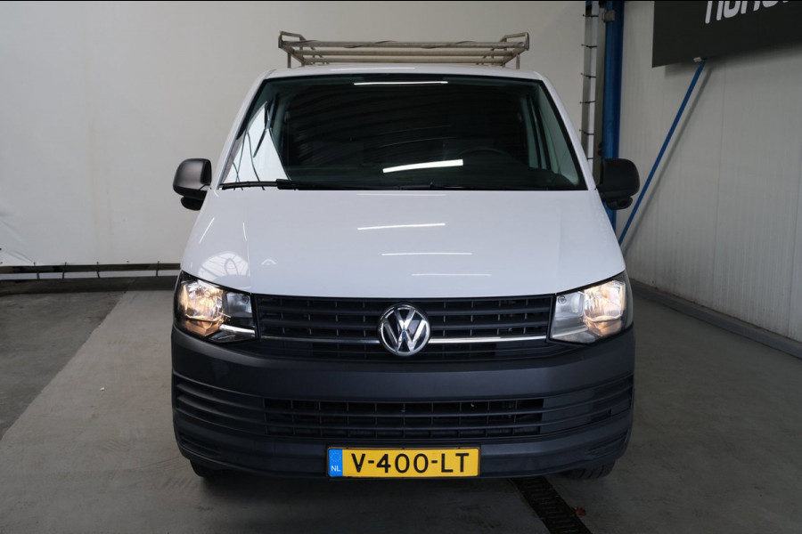 Volkswagen Transporter 2.0 TDI L2H1 - N.A.P. Airco, Cruise, Trekhaak.