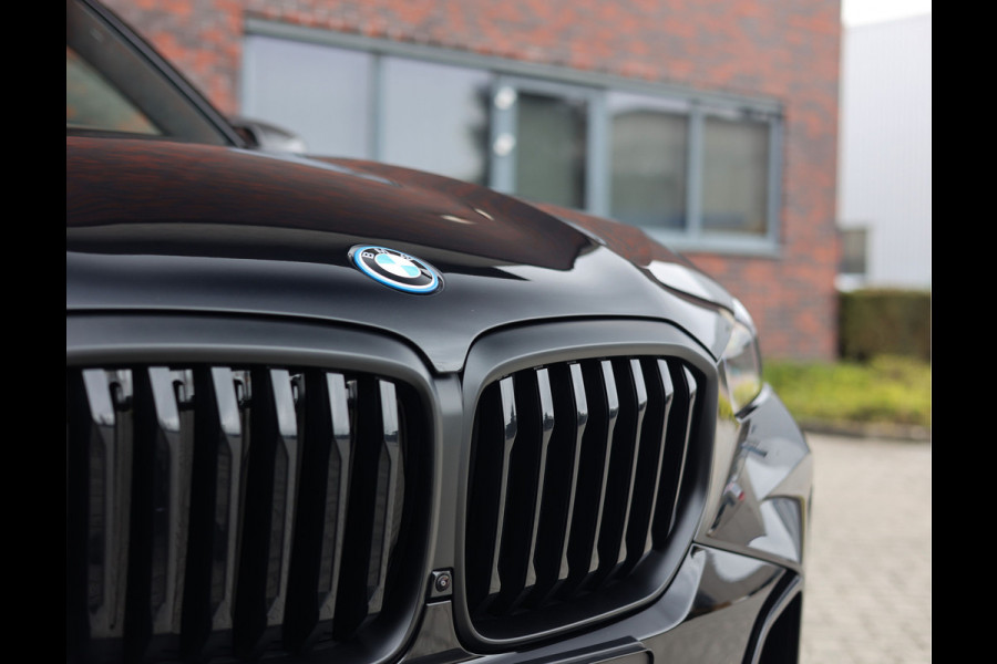 BMW X5 50e xDrive | M Performance - Pano - Trekhaak