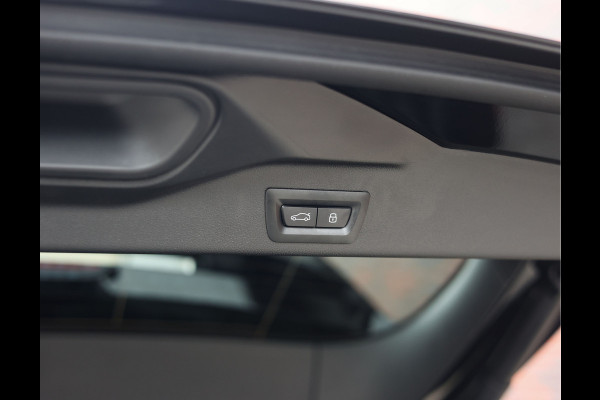 BMW X5 50e xDrive | M Performance - Pano - Trekhaak