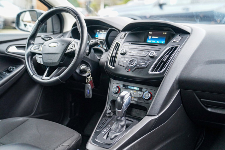 Ford Focus 1.6 TI-VCT Titanium | Cruise Control | AC | Multimedia