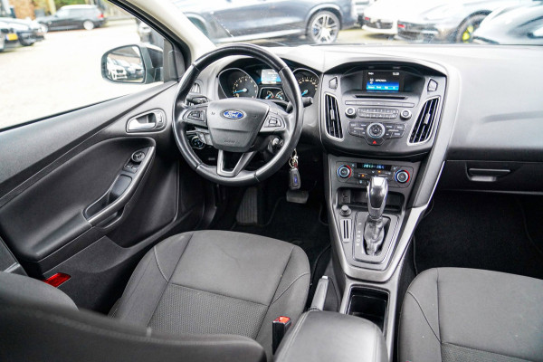 Ford Focus 1.6 TI-VCT Titanium | Cruise Control | AC | Multimedia