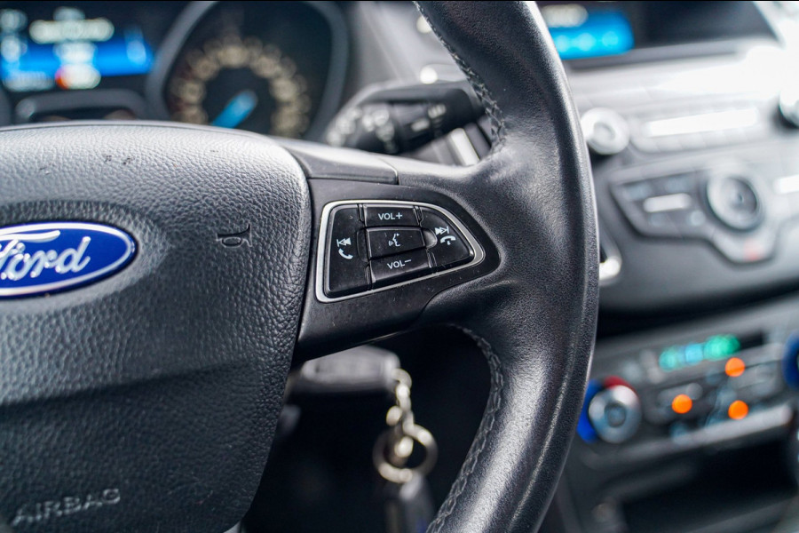 Ford Focus 1.6 TI-VCT Titanium | Cruise Control | AC | Multimedia