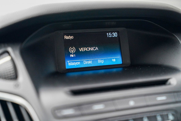 Ford Focus 1.6 TI-VCT Titanium | Cruise Control | AC | Multimedia