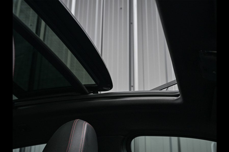 BMW X4 xDrive 20i High Executive M-Sport Pro | Panoramadak | NL-auto | Carbon pakket | Comfort Access | BMW Laser | Stoel- en stuurwiel verwarming | Hifi | Ambiance interieur | Trekhaak