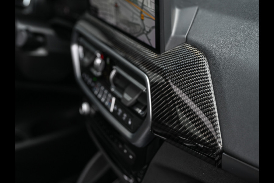 BMW X4 xDrive 20i High Executive M-Sport Pro | Panoramadak | NL-auto | Carbon pakket | Comfort Access | BMW Laser | Stoel- en stuurwiel verwarming | Hifi | Ambiance interieur | Trekhaak