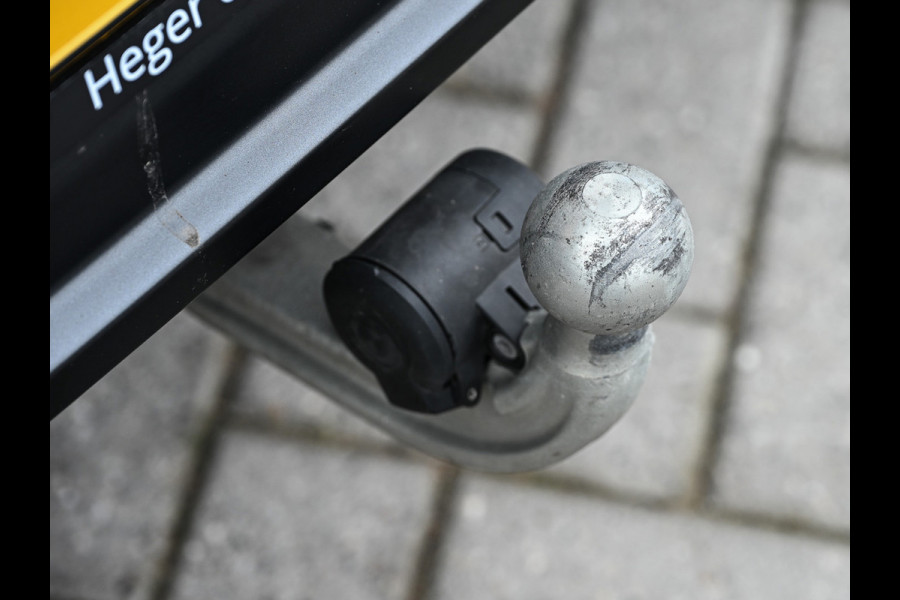 BMW X4 xDrive 20i High Executive M-Sport Pro | Panoramadak | NL-auto | Carbon pakket | Comfort Access | BMW Laser | Stoel- en stuurwiel verwarming | Hifi | Ambiance interieur | Trekhaak