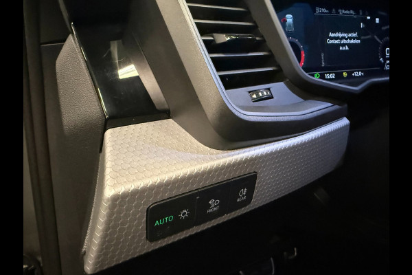 Audi A1 SPORTBACK 35 TFSI 2X S-LINE BLACK-LINE V-COCKPIT/NAVI/DAB/CARPLAY/SONOS/CRUISE///