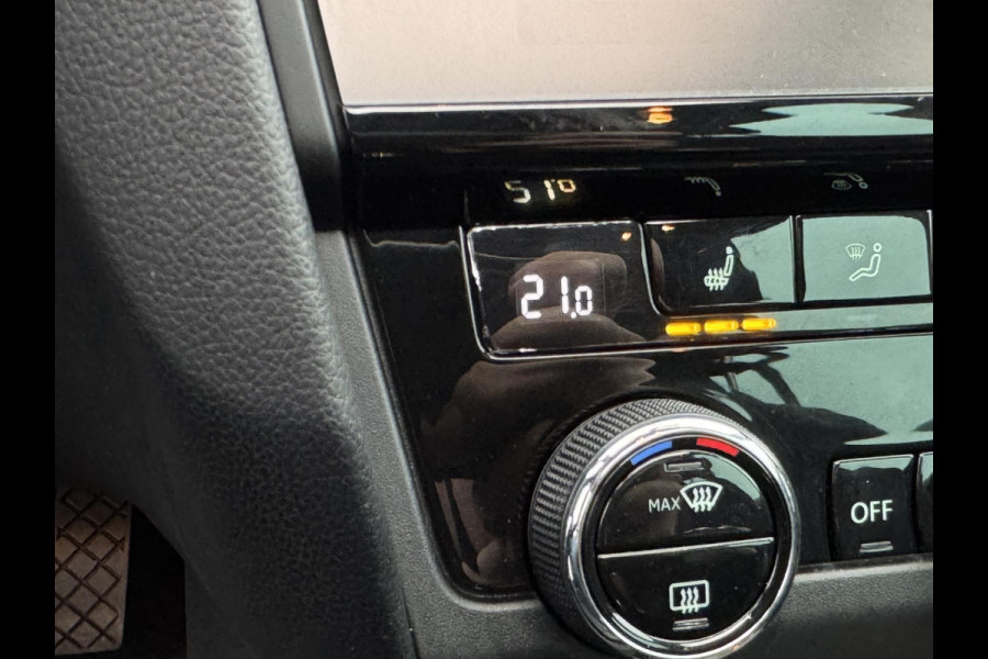 Škoda Octavia Combi 1.0 TSI Greentech Style Business NL-AUTO | PANODAK | TREKHAAK | LUXE BEKLEDING
