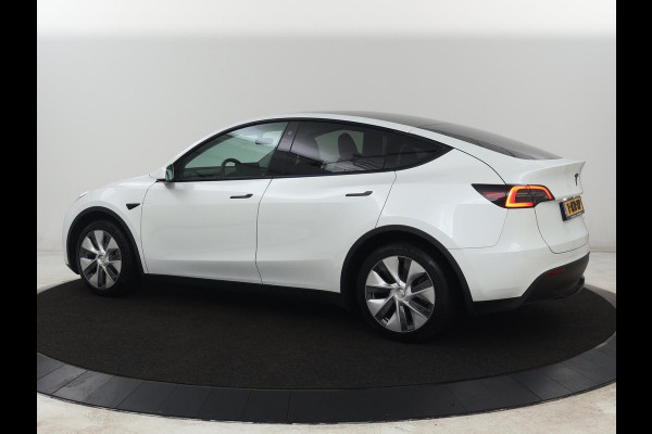 Tesla Model Y Long Range AWD 75 kWh | SOH 94% | Panoramadak | Autopilot | Stoelverwarming | Leder | 360 Camera | Achterbankverwarming | Keyless | Navigatie | Full LED