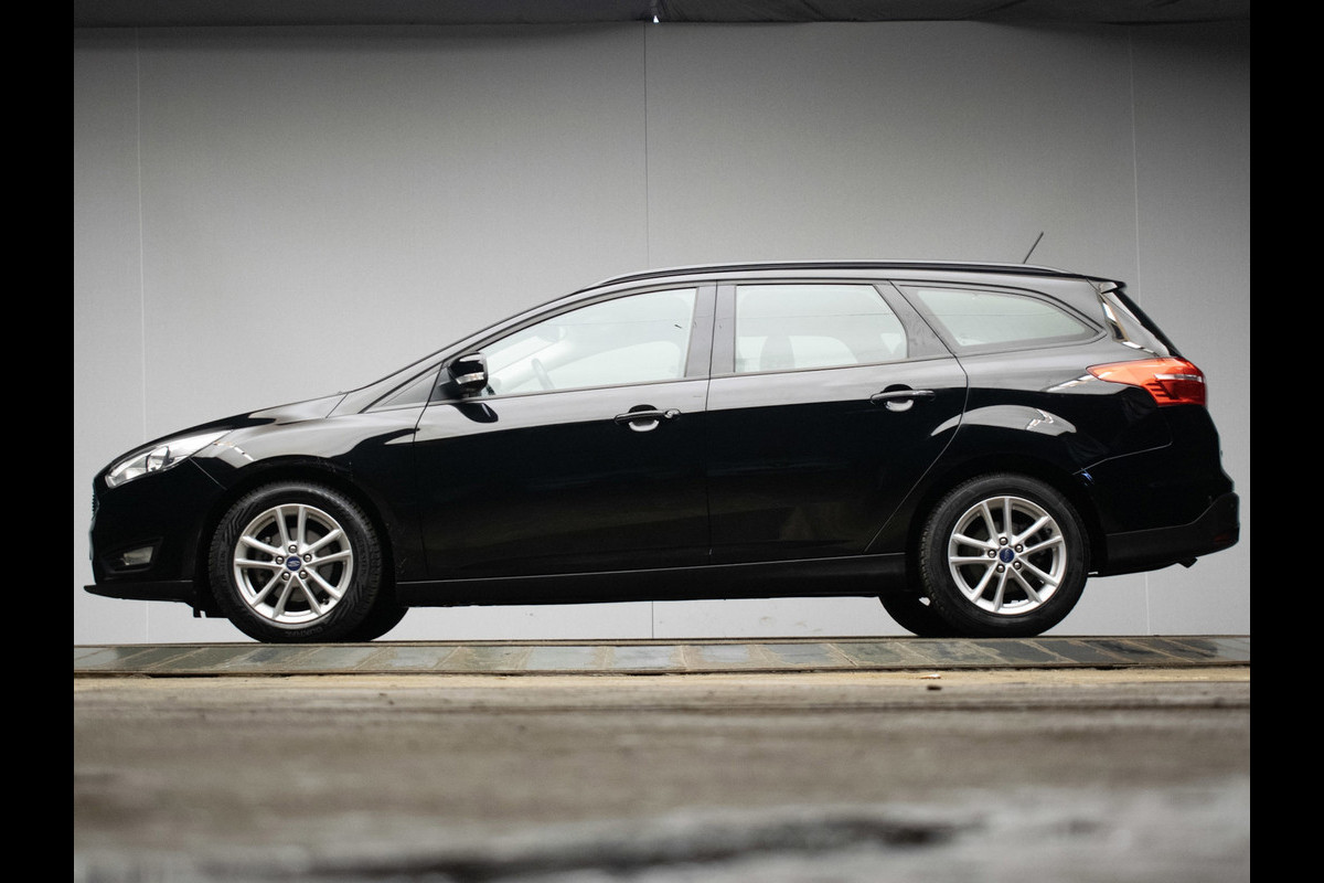 Ford FOCUS Wagon 1.0 Lease Edition Sport (APPLE CARPLAY,NAVI,PDC,CLIMATE,CRUISE,LED,ELEKTRISCH PAKKET,SPORTSTOELEN,LM VELGEN)