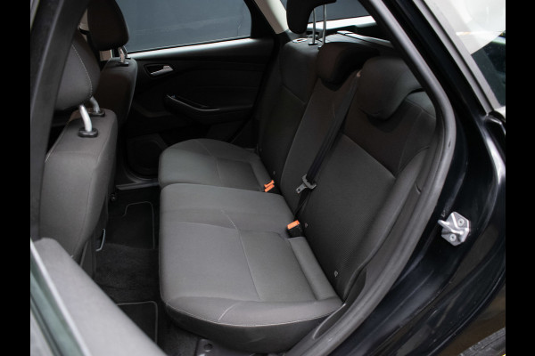 Ford FOCUS Wagon 1.0 Lease Edition Sport (APPLE CARPLAY,NAVI,PDC,CLIMATE,CRUISE,LED,ELEKTRISCH PAKKET,SPORTSTOELEN,LM VELGEN)