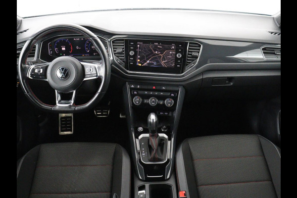Volkswagen T-Roc 1.5 TSI Sport | Panoramadak | Adaptive cruise | Keyless | Carplay | Navigatie | Full LED | Virtual Cockpit | Climate control | Parkeerhulp | Bluetooth