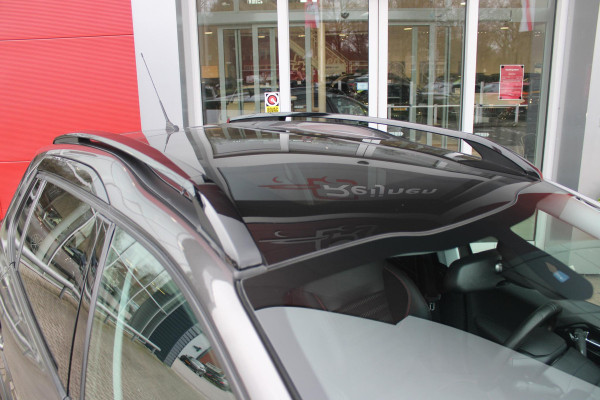 Peugeot 2008 1.2 130PK AUTOMAAT GT-LINE | AFNEEMBARE TREKHAAK | PANORAMA DAK | STOEL VERWARMING | LICHTMETALEN VELGEN 17" | ALL SEASON BANDEN | CLIMATE CONTROL | CRUISE CONTROL | NAVIGATIE | APPLE CARPLAY/ANDROID AUTO | ACHTERUITRIJ CAMERA | EERSTE EIGENAAR! |