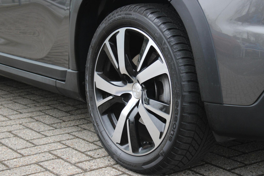 Peugeot 2008 1.2 130PK AUTOMAAT GT-LINE | AFNEEMBARE TREKHAAK | PANORAMA DAK | STOEL VERWARMING | LICHTMETALEN VELGEN 17" | ALL SEASON BANDEN | CLIMATE CONTROL | CRUISE CONTROL | NAVIGATIE | APPLE CARPLAY/ANDROID AUTO | ACHTERUITRIJ CAMERA | EERSTE EIGENAAR! |