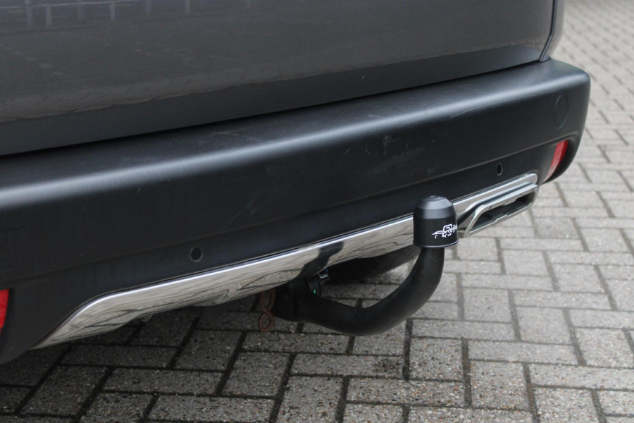 Peugeot 2008 1.2 130PK AUTOMAAT GT-LINE | AFNEEMBARE TREKHAAK | PANORAMA DAK | STOEL VERWARMING | LICHTMETALEN VELGEN 17" | ALL SEASON BANDEN | CLIMATE CONTROL | CRUISE CONTROL | NAVIGATIE | APPLE CARPLAY/ANDROID AUTO | ACHTERUITRIJ CAMERA | EERSTE EIGENAAR! |