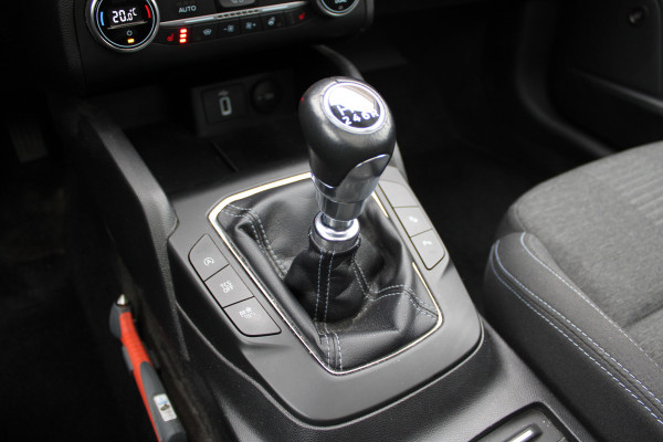 Ford FOCUS Wagon 1.0 EcoBoost Active Business | Trekhaak | Adaptieve cruise | Panoramadak | Origin NL