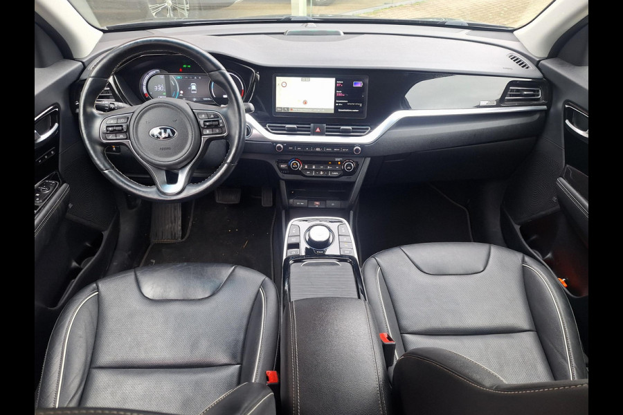 Kia e-Niro ExecutiveLine 64 kWh | SOH: nnb |  Leder | Climate | Stoel&Stuur Verwarming | Memory Seat | Navi | Adaptive CC |