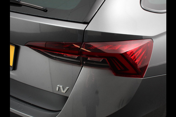 Škoda Octavia Combi 1.4 TSI iV PHEV Business Edition Plus | DEMO ! |  Navigatie | Apple Carplay/Android Auto | Climate Control | Cruise Control | Parkeer sensoren | Camera | Full LED | 17" LM Velgen