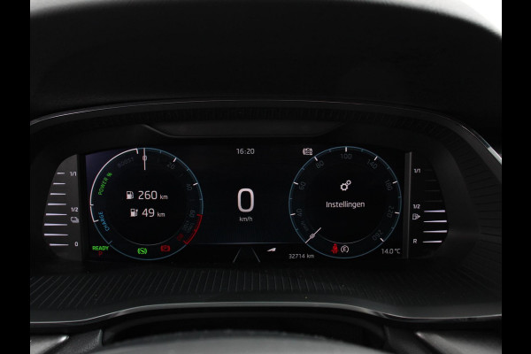 Škoda Octavia Combi 1.4 TSI iV PHEV Business Edition Plus | DEMO ! |  Navigatie | Apple Carplay/Android Auto | Climate Control | Cruise Control | Parkeer sensoren | Camera | Full LED | 17" LM Velgen