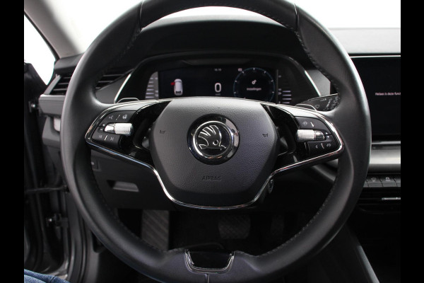 Škoda Octavia Combi 1.4 TSI iV PHEV Business Edition Plus | DEMO ! |  Navigatie | Apple Carplay/Android Auto | Climate Control | Cruise Control | Parkeer sensoren | Camera | Full LED | 17" LM Velgen