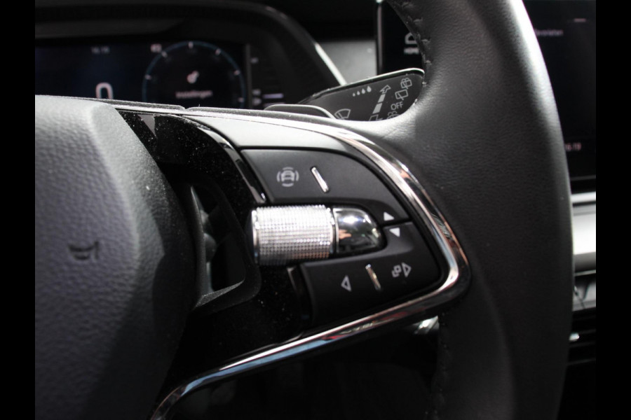 Škoda Octavia Combi 1.4 TSI iV PHEV Business Edition Plus | DEMO ! |  Navigatie | Apple Carplay/Android Auto | Climate Control | Cruise Control | Parkeer sensoren | Camera | Full LED | 17" LM Velgen