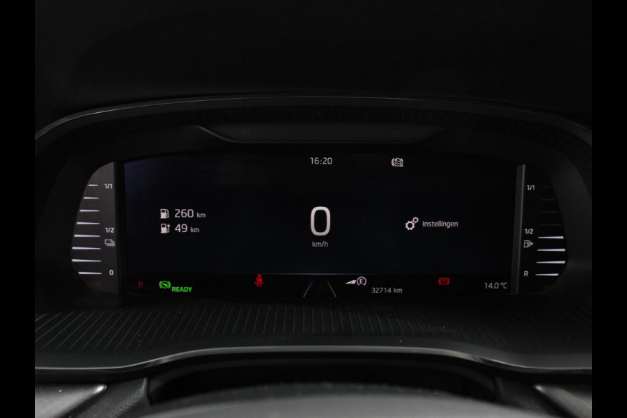 Škoda Octavia Combi 1.4 TSI iV PHEV Business Edition Plus | DEMO ! |  Navigatie | Apple Carplay/Android Auto | Climate Control | Cruise Control | Parkeer sensoren | Camera | Full LED | 17" LM Velgen