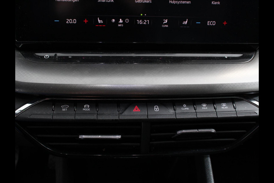 Škoda Octavia Combi 1.4 TSI iV PHEV Business Edition Plus | DEMO ! |  Navigatie | Apple Carplay/Android Auto | Climate Control | Cruise Control | Parkeer sensoren | Camera | Full LED | 17" LM Velgen