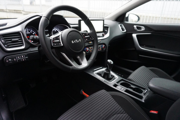 Kia Ceed 1.0 T-GDi 120PK DynamicLine/NL-Auto/All-Seasonband /1e Eigenaar.
