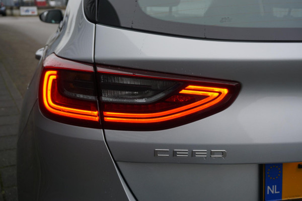 Kia Ceed 1.0 T-GDi 120PK DynamicLine/NL-Auto/All-Seasonband /1e Eigenaar.
