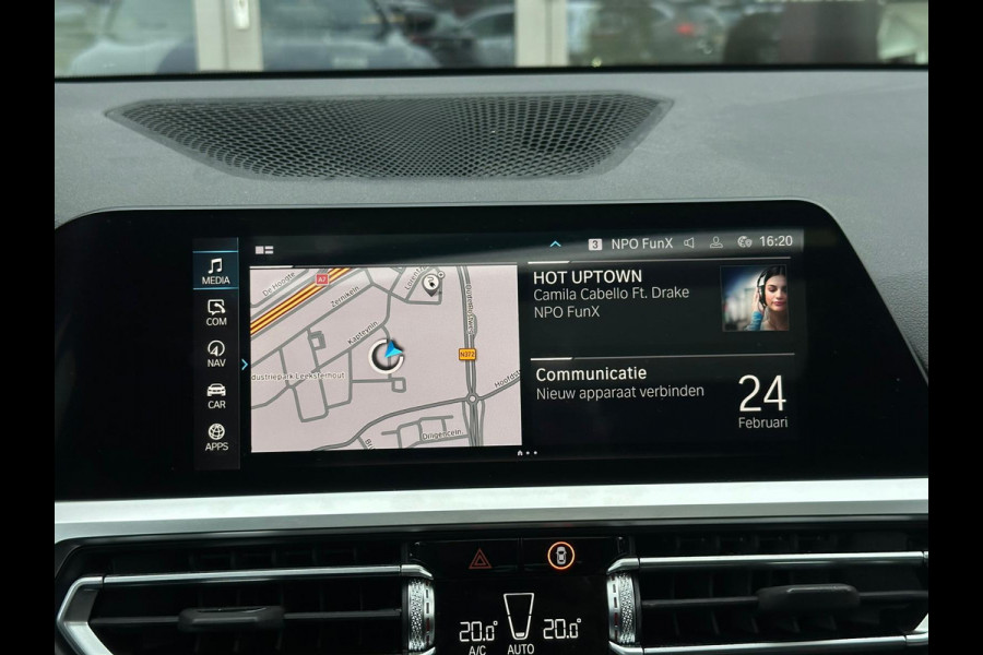 BMW 3 Serie Touring 320e Business Edition Plus | M sport | Pano | HUD | Leder