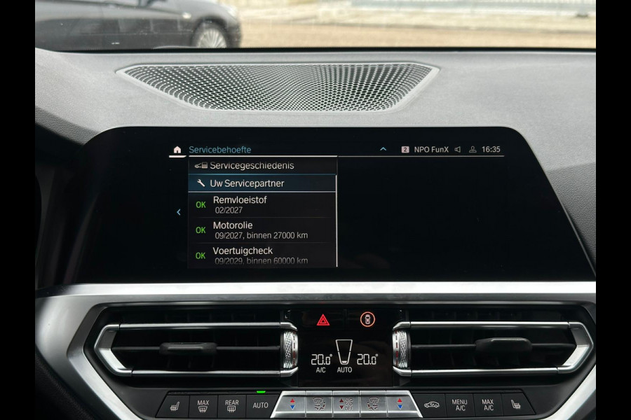 BMW 3 Serie Touring 320e Business Edition Plus | M sport | Pano | HUD | Leder