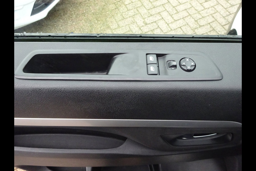 Opel Vivaro 2.0 CDTI L3H1 DUBBELE CABINE AIRCO NAVIGATIE CAMERA