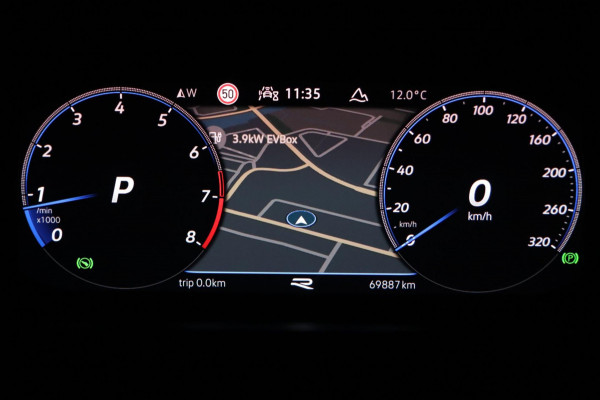 Volkswagen T-Roc 2.0 TSI 4Motion R 300PK / PANODAK / AKRA / VIRTUAL / ACC / KEYLESS / CAMERA / CARPLAY