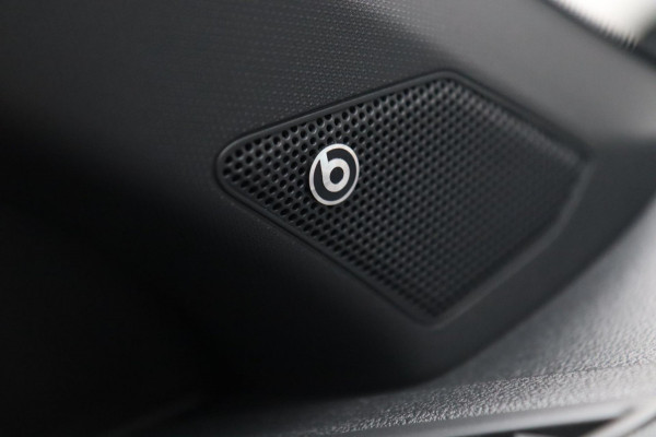 Volkswagen T-Roc 2.0 TSI 4Motion R 300PK / PANODAK / AKRA / VIRTUAL / ACC / KEYLESS / CAMERA / CARPLAY