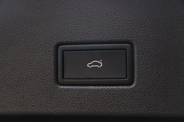 Volkswagen T-Roc 2.0 TSI 4Motion R 300PK / PANODAK / AKRA / VIRTUAL / ACC / KEYLESS / CAMERA / CARPLAY