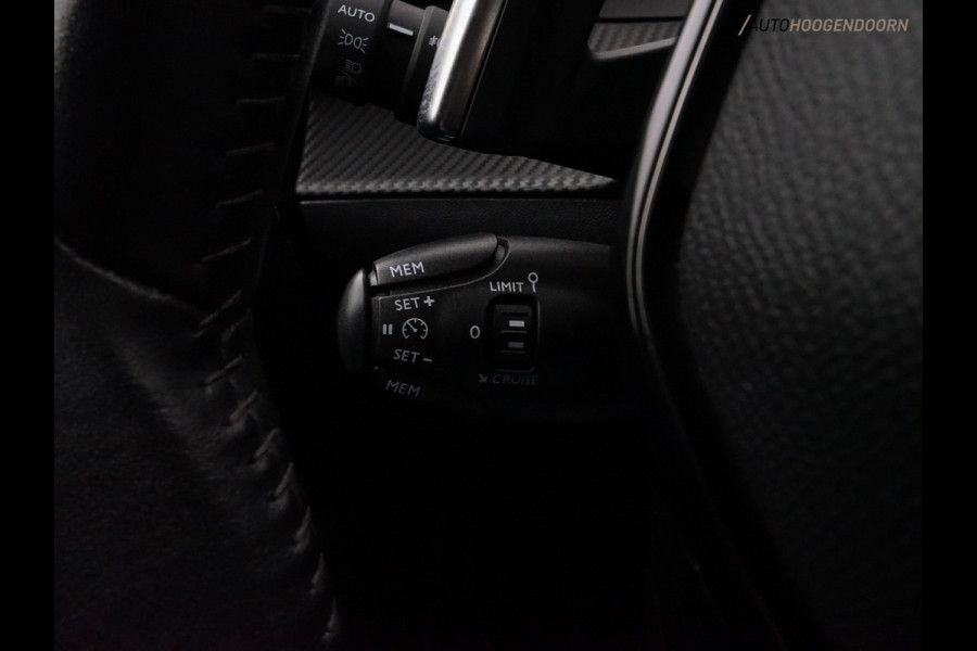 Peugeot 2008 1.2 PureTech Active Sport 130pk (APPLE CARPLAY,LED,CLIMATE,CRUISE,PARKEERSENSOREN,KEYLESS,SPORT-STOELEN,LM-VELGEN)