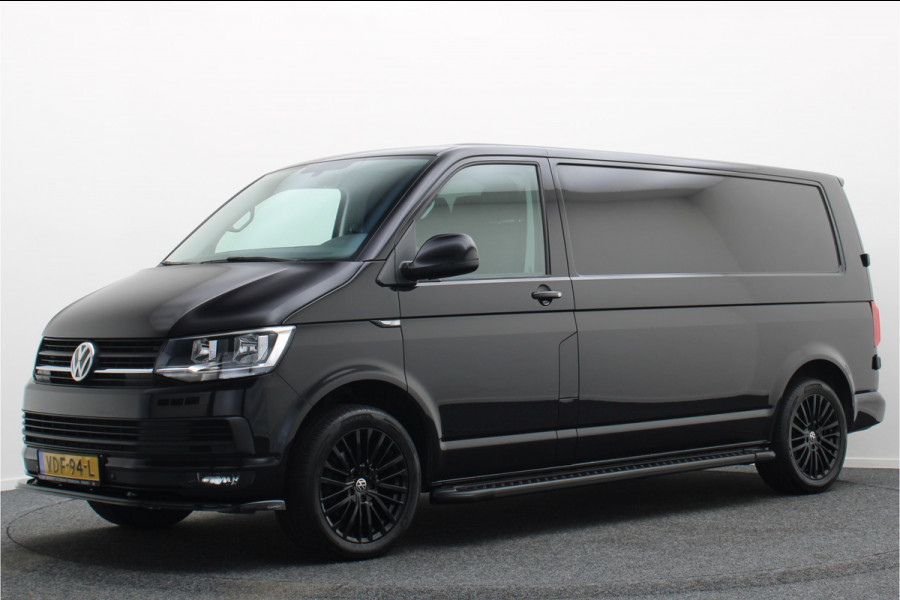 Volkswagen Transporter 2.0 TDI 150 PK L2H1 Highline 3-Zits, Verwarmde Voorruit, Apple Carplay, Cruise, PDC, DAB, Trekhaak, 18''