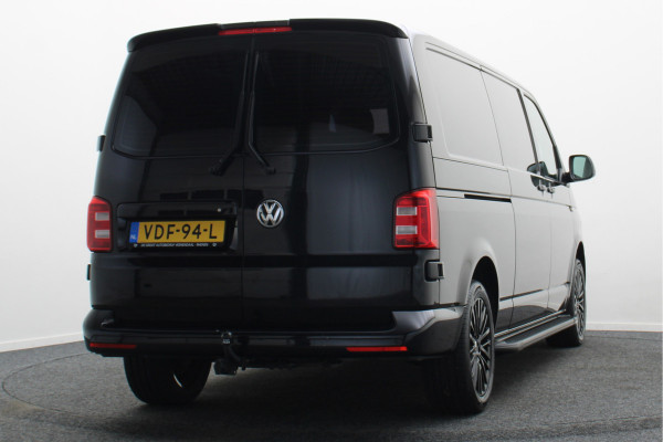 Volkswagen Transporter 2.0 TDI 150 PK L2H1 Highline 3-Zits, Verwarmde Voorruit, Apple Carplay, Cruise, PDC, DAB, Trekhaak, 18''