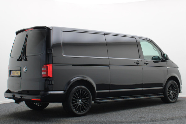 Volkswagen Transporter 2.0 TDI 150 PK L2H1 Highline 3-Zits, Verwarmde Voorruit, Apple Carplay, Cruise, PDC, DAB, Trekhaak, 18''