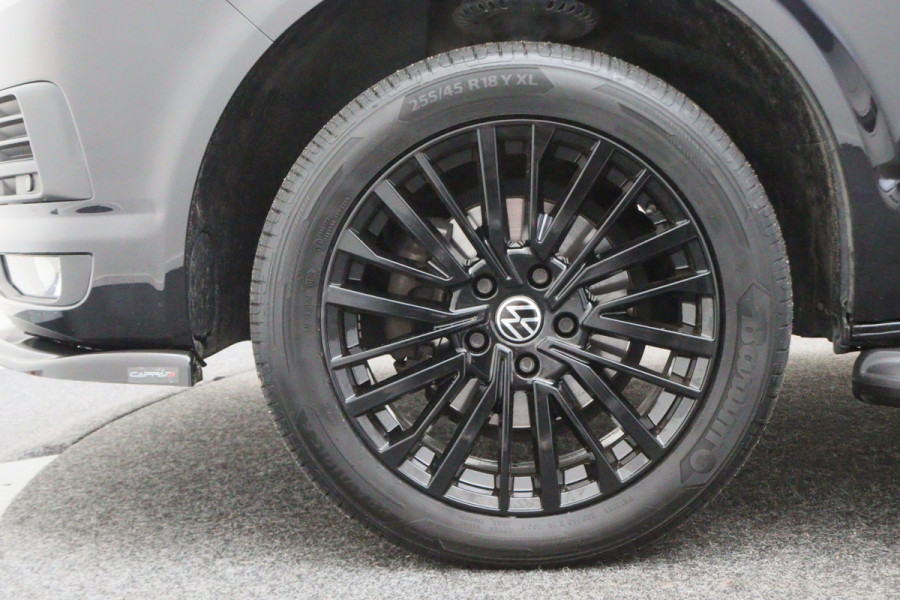 Volkswagen Transporter 2.0 TDI 150 PK L2H1 Highline 3-Zits, Verwarmde Voorruit, Apple Carplay, Cruise, PDC, DAB, Trekhaak, 18''