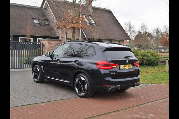 BMW iX3 High Executive 80 kWh | Panoramadak | 360 Camera | Harman Kardon | Head-Up Display | Apple Carplay |