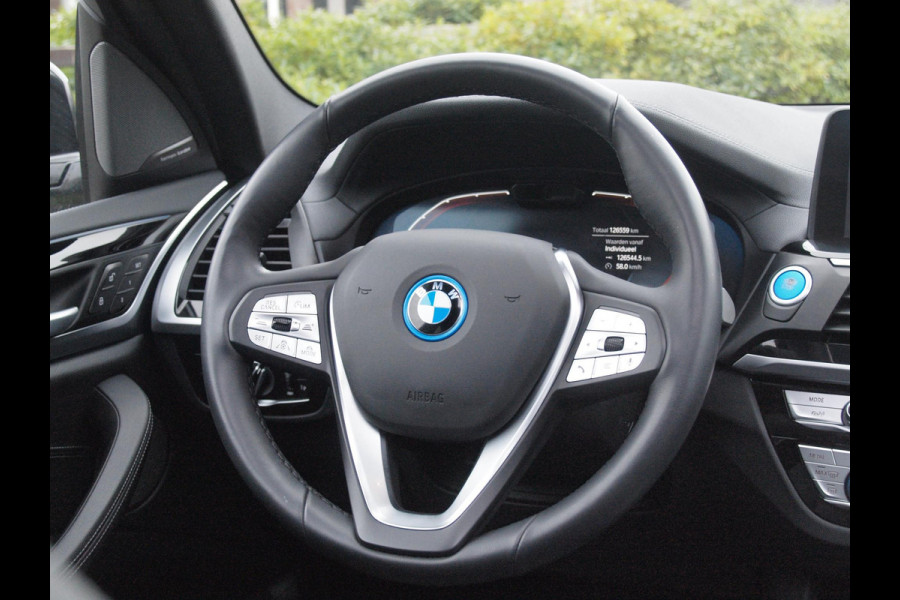 BMW iX3 High Executive 80 kWh | Panoramadak | 360 Camera | Harman Kardon | Head-Up Display | Apple Carplay |