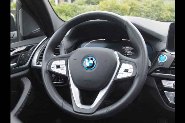 BMW iX3 High Executive 80 kWh | Panoramadak | 360 Camera | Harman Kardon | Head-Up Display | Apple Carplay |