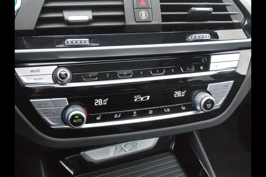 BMW iX3 High Executive 80 kWh | Panoramadak | 360 Camera | Harman Kardon | Head-Up Display | Apple Carplay |