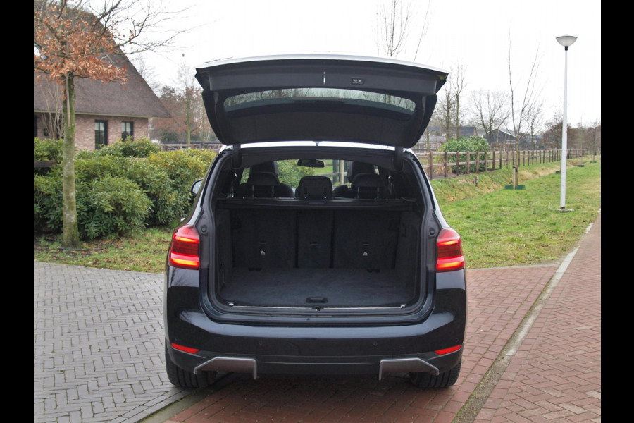 BMW iX3 High Executive 80 kWh | Panoramadak | 360 Camera | Harman Kardon | Head-Up Display | Apple Carplay |