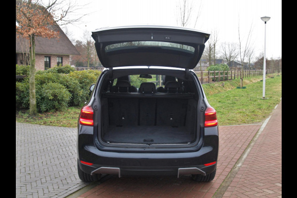 BMW iX3 High Executive 80 kWh | Panoramadak | 360 Camera | Harman Kardon | Head-Up Display | Apple Carplay |