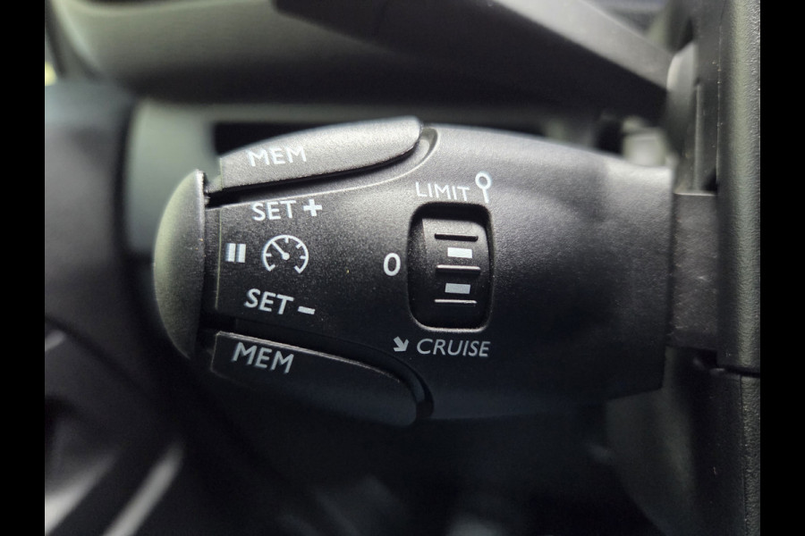 Peugeot e-Expert / Citroen eJumpy L2 75 kWh Navi Airco Cruisecontrol Achteruitrijcamera