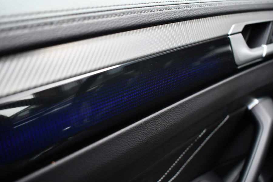 Volkswagen Arteon Shooting Brake 1.4 TSI eHybrid R-Line Pano R-zetels Trekh DCC ACC