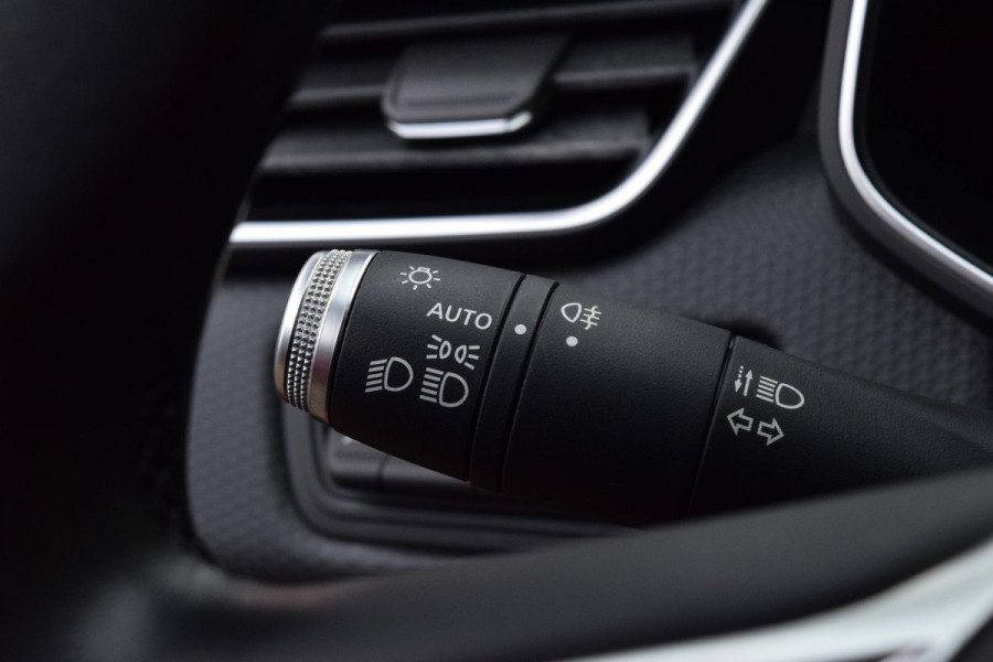 Renault Clio 1.0 TCe Intens|Camera|Carplay|Dealero.h.|